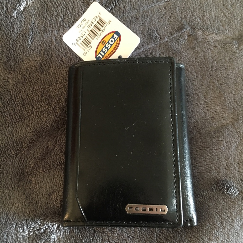 New Fossil wallet